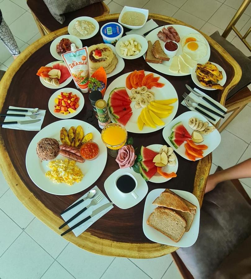 Lop Inn San Jose Aeropuerto - Costa Rica Ciudad Cariari エクステリア 写真