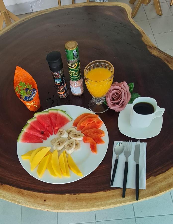 Lop Inn San Jose Aeropuerto - Costa Rica Ciudad Cariari エクステリア 写真