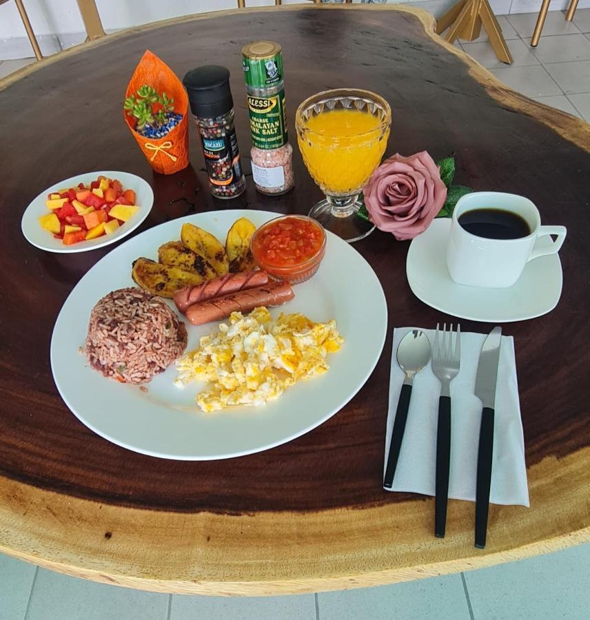 Lop Inn San Jose Aeropuerto - Costa Rica Ciudad Cariari エクステリア 写真